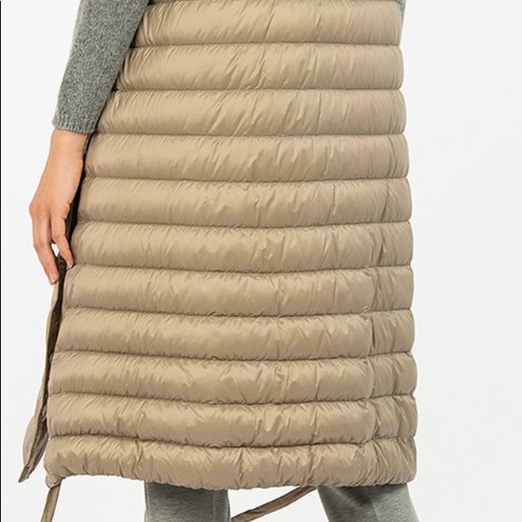 MAXMARA, “The Cube Collection,” Goose Down Vest, Tawny, Sz 10, NWT’s - Picture 2 of 15